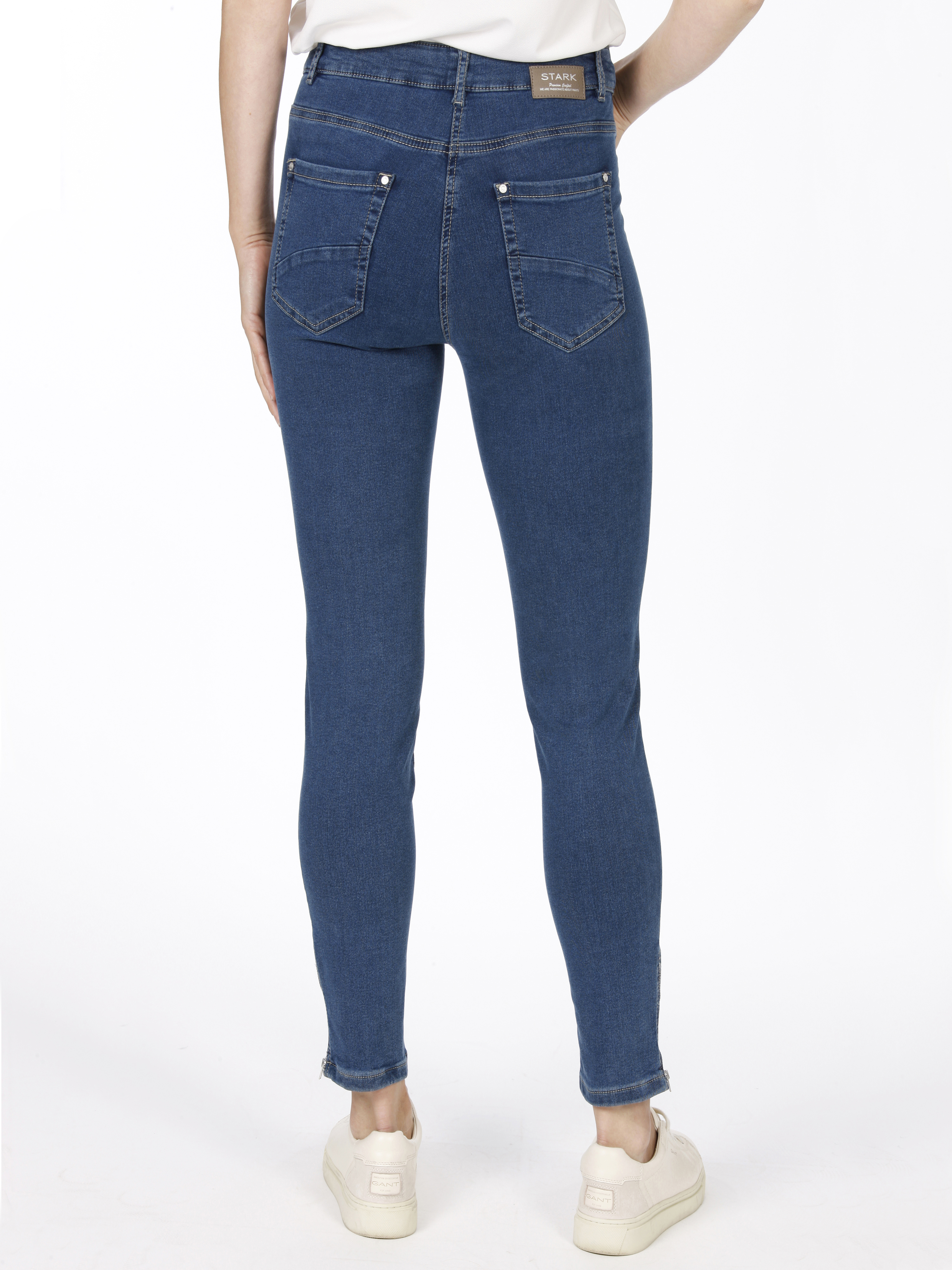 Twiggy Zip