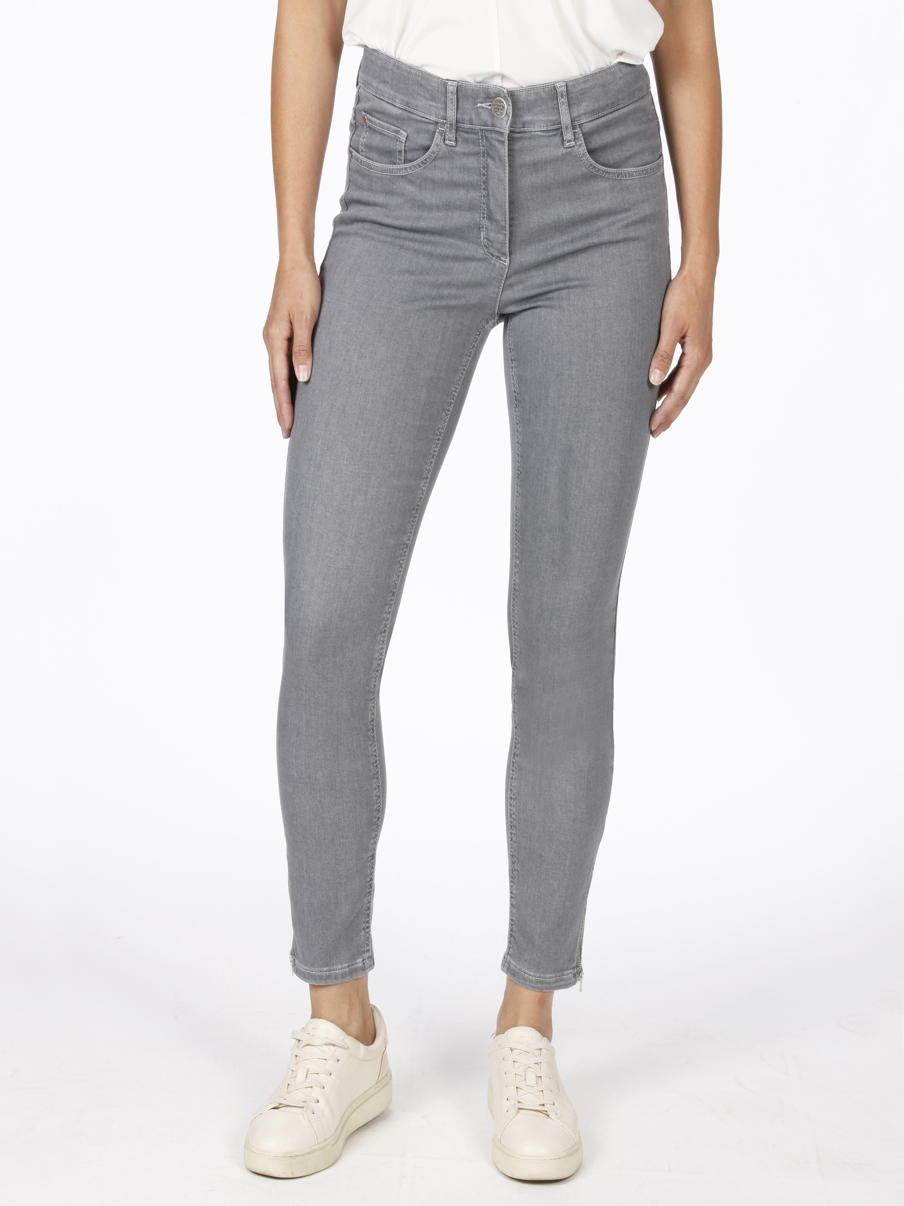 Twiggy Zip