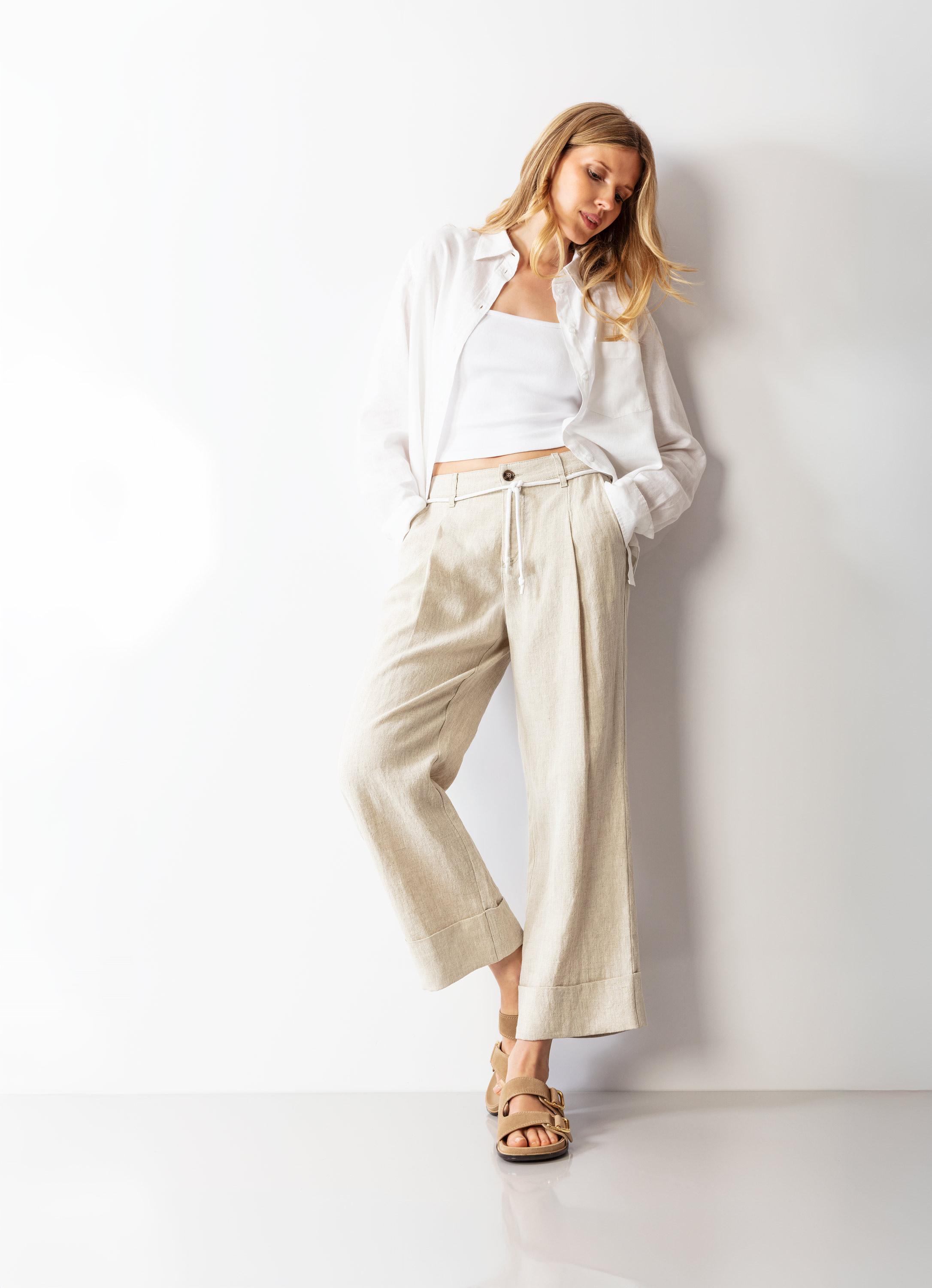 Mia cropped
