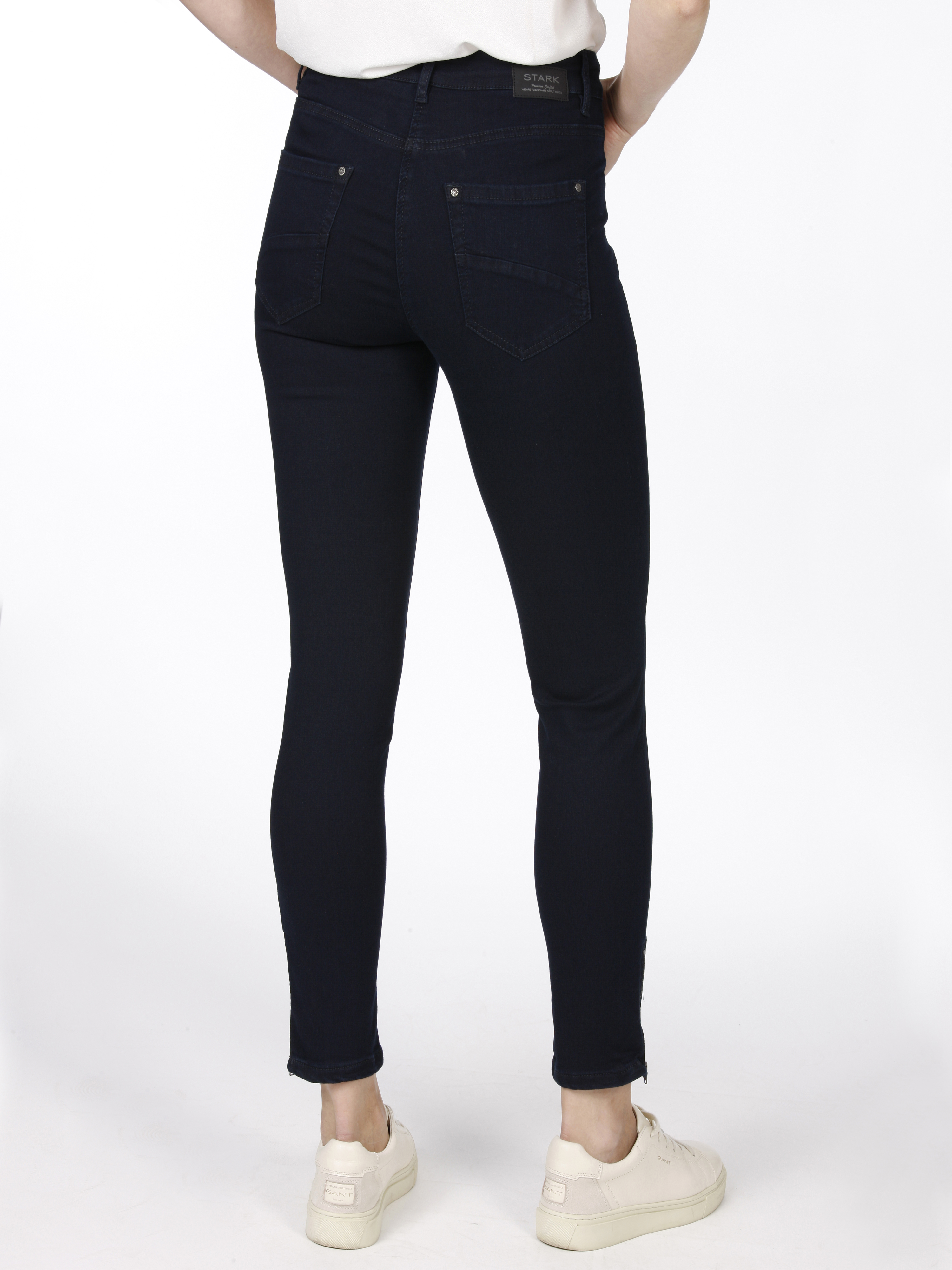 Twiggy Zip